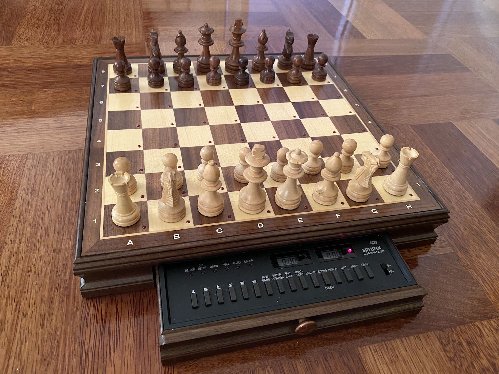 Zullen President Continu schaakcomputer – Retro-Lab.